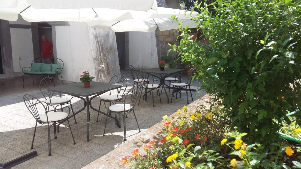 Casa Pollio Apartment Мета Екстериор снимка
